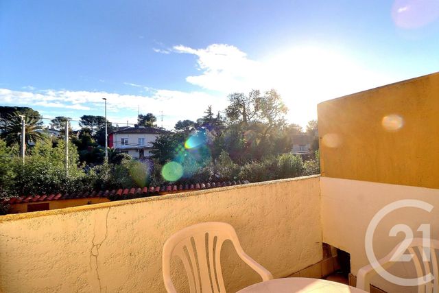 Appartement T2 à vendre - 2 pièces - 25.0 m2 - ST RAPHAEL - 83 - PROVENCE-ALPES-COTE-D-AZUR - Century 21 Sud Habitat